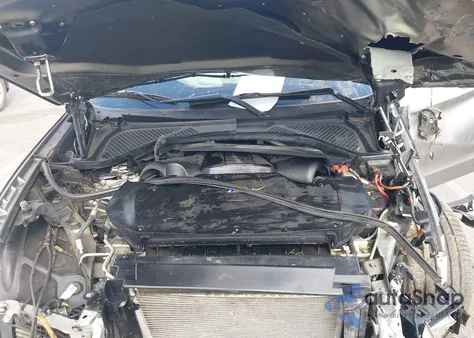 2017 BMW X5 M из США, поврежденный, VIN 5YMKT6C36H0U39313